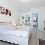 Marina Palace Amazing Balcony Renovated * プラヤ・パライソ